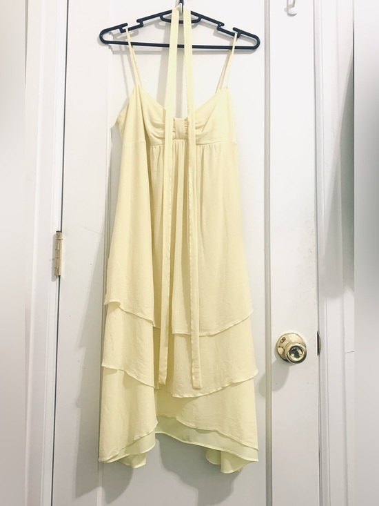 Club Monaco Dresses & Skirts - Club Monaco Light Yellow Layered Spaghetti-Strap Dress